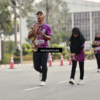 Runner Photo 5902097