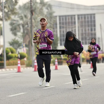 Runner Photo 5902099