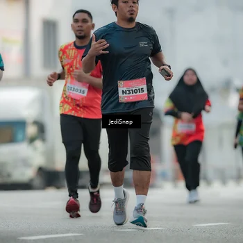 Runner Photo 5902108