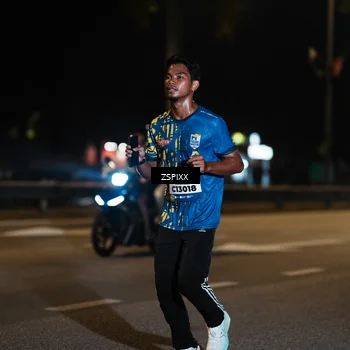 Runner Photo 5902111