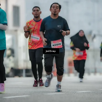 Runner Photo 5902123