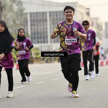 Runner Photo 5902132