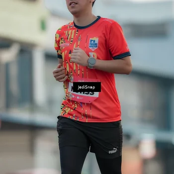 Runner Photo 5902140