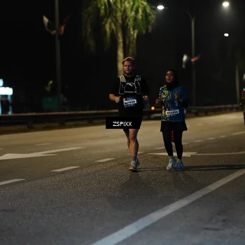 Runner Photo 5902145