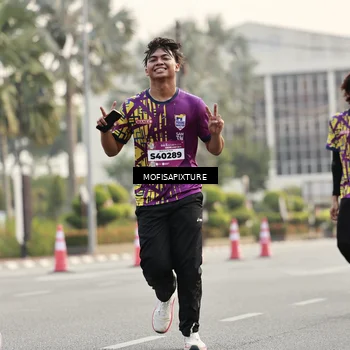 Runner Photo 5902156