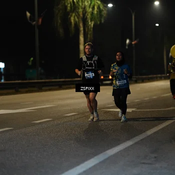 Runner Photo 5902181