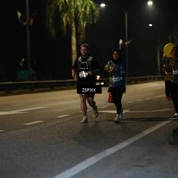 Runner Photo 5902185