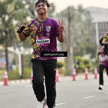 Runner Photo 5902199