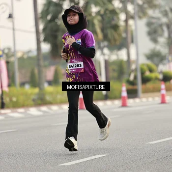 Runner Photo 5902226