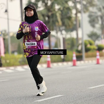 Runner Photo 5902230