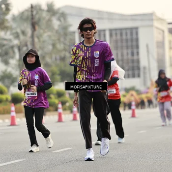 Runner Photo 5902243