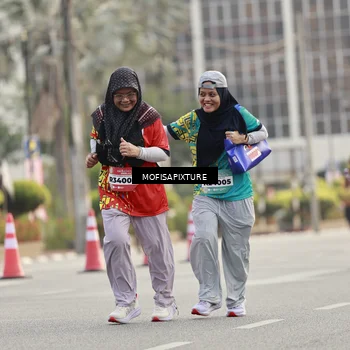 Runner Photo 5902257