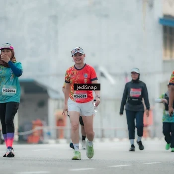 Runner Photo 5902271