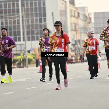 Runner Photo 5902274