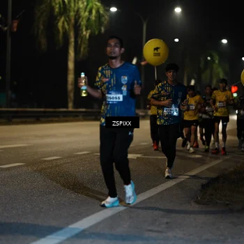 Runner Photo 5902275