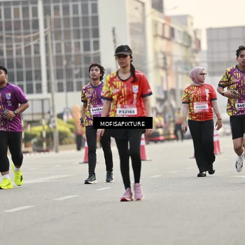 Runner Photo 5902277