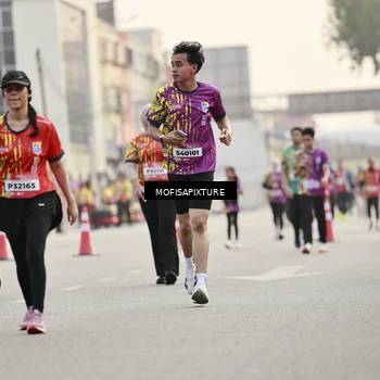 Runner Photo 5902286