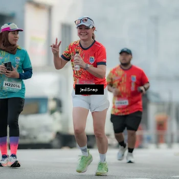 Runner Photo 5902296