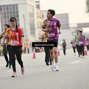 Runner Photo 5902305
