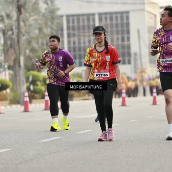 Runner Photo 5902315
