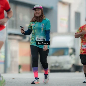 Runner Photo 5902317