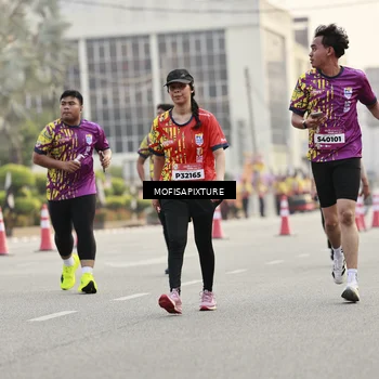 Runner Photo 5902318