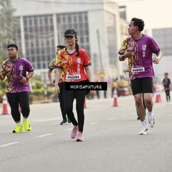Runner Photo 5902319