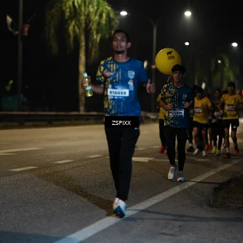 Runner Photo 5902324