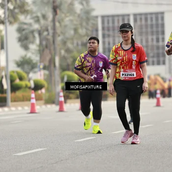 Runner Photo 5902330
