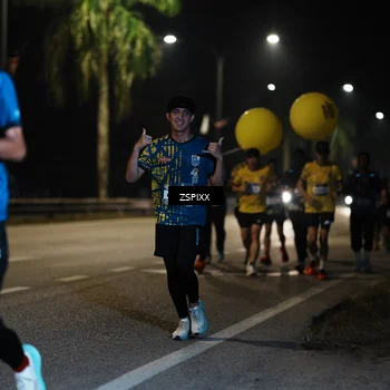 Runner Photo 5902332
