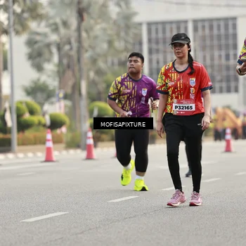 Runner Photo 5902338