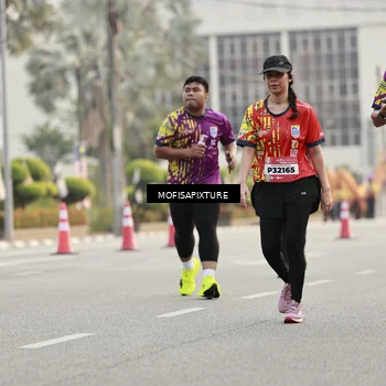 Runner Photo 5902340