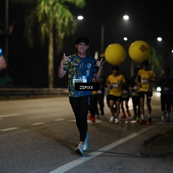 Runner Photo 5902344