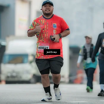 Runner Photo 5902349