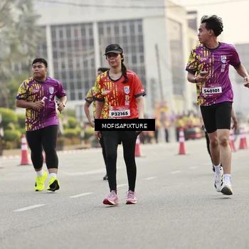 Runner Photo 5902352