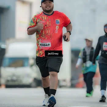Runner Photo 5902353