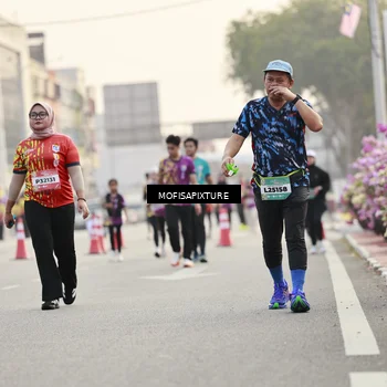 Runner Photo 5902356
