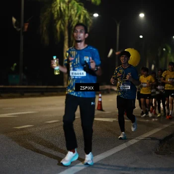 Runner Photo 5902358
