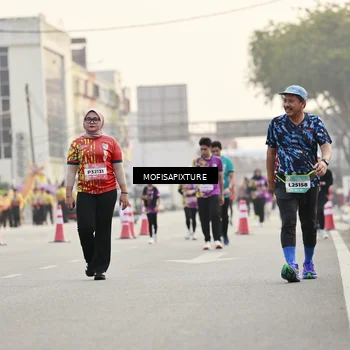 Runner Photo 5902365