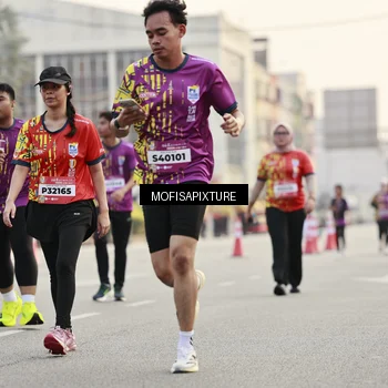 Runner Photo 5902372