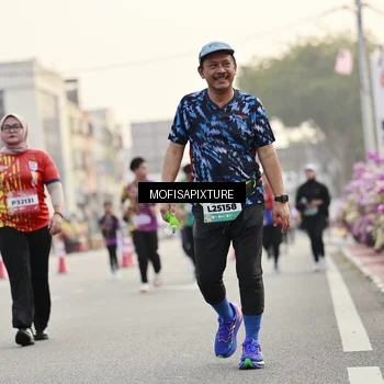 Runner Photo 5902376