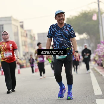 Runner Photo 5902380