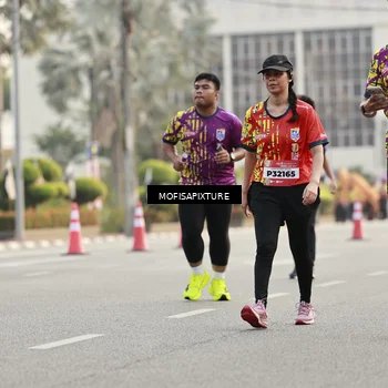 Runner Photo 5902389