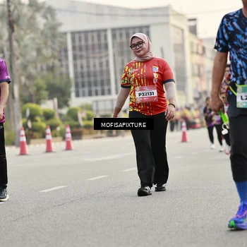 Runner Photo 5902395
