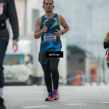 Runner Photo 5902413
