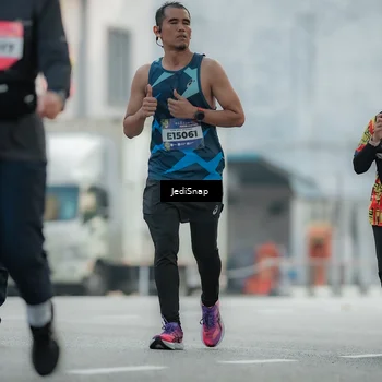 Runner Photo 5902421