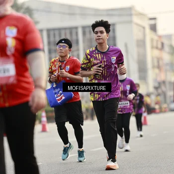 Runner Photo 5902433