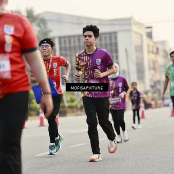 Runner Photo 5902440
