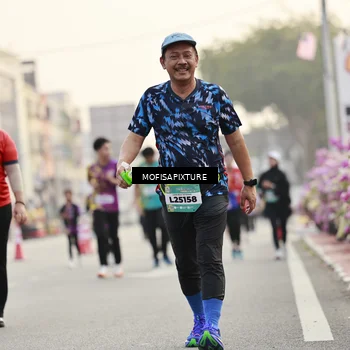 Runner Photo 5902446