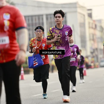 Runner Photo 5902447